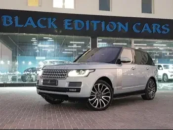 Land Rover  Range Rover  Vogue SE  2014  Automatic  176,000 Km  8 Cylinder  Four Wheel Drive (4WD)  SUV  Silver