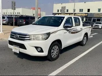Toyota  Hilux  2019  Automatic  197,000 Km  4 Cylinder  Rear Wheel Drive (RWD)  Pick Up  White