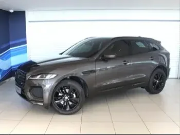 Jaguar  F-Pace  2023  Automatic  8,080 Km  4 Cylinder  Four Wheel Drive (4WD)  SUV  Gray  With Warranty