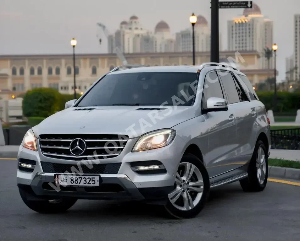 Mercedes-Benz  ML  350  2015  Automatic  100,000 Km  6 Cylinder  Four Wheel Drive (4WD)  SUV  Silver