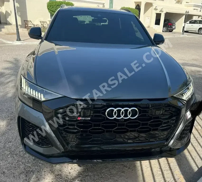 Audi  RSQ8  2022  Automatic  31,000 Km  8 Cylinder  All Wheel Drive (AWD)  SUV  Gray  With Warranty