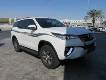 Toyota  Fortuner  2020  Automatic  72,000 Km  4 Cylinder  Four Wheel Drive (4WD)  SUV  White  With Warranty