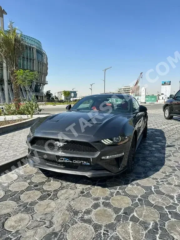 Ford  Mustang  GT  2020  Automatic  72,000 Km  8 Cylinder  Rear Wheel Drive (RWD)  Coupe / Sport  Gray