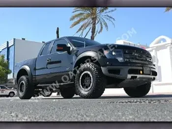 Ford  Raptor  SVT  2014  Automatic  90,000 Km  8 Cylinder  Four Wheel Drive (4WD)  Pick Up  Black