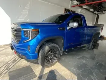 GMC  Sierra  AT4  2022  Automatic  32,000 Km  8 Cylinder  Four Wheel Drive (4WD)  Pick Up  Blue  With Warranty