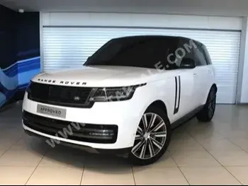 Land Rover  Range Rover  HSE  2022  Automatic  42,670 Km  6 Cylinder  Four Wheel Drive (4WD)  SUV  White  With Warranty