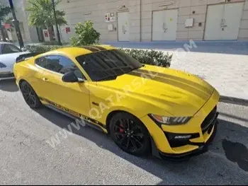 Ford  Mustang  GT  2016  Automatic  91,000 Km  8 Cylinder  Rear Wheel Drive (RWD)  Coupe / Sport  Yellow