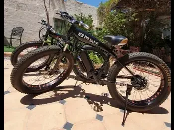 Hybrid Bicycle  X-Large (21-22 inch)  Black