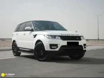 Land Rover  Range Rover  Sport HSE  2015  Automatic  105,000 Km  6 Cylinder  Four Wheel Drive (4WD)  SUV  White