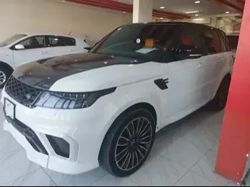 Land Rover  Range Rover  Sport Super charged  2016  Automatic  230,000 Km  8 Cylinder  Four Wheel Drive (4WD)  SUV  White