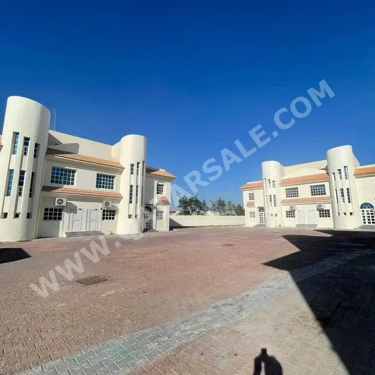 1 Bedrooms Studio For Rent in Doha Al Duhail