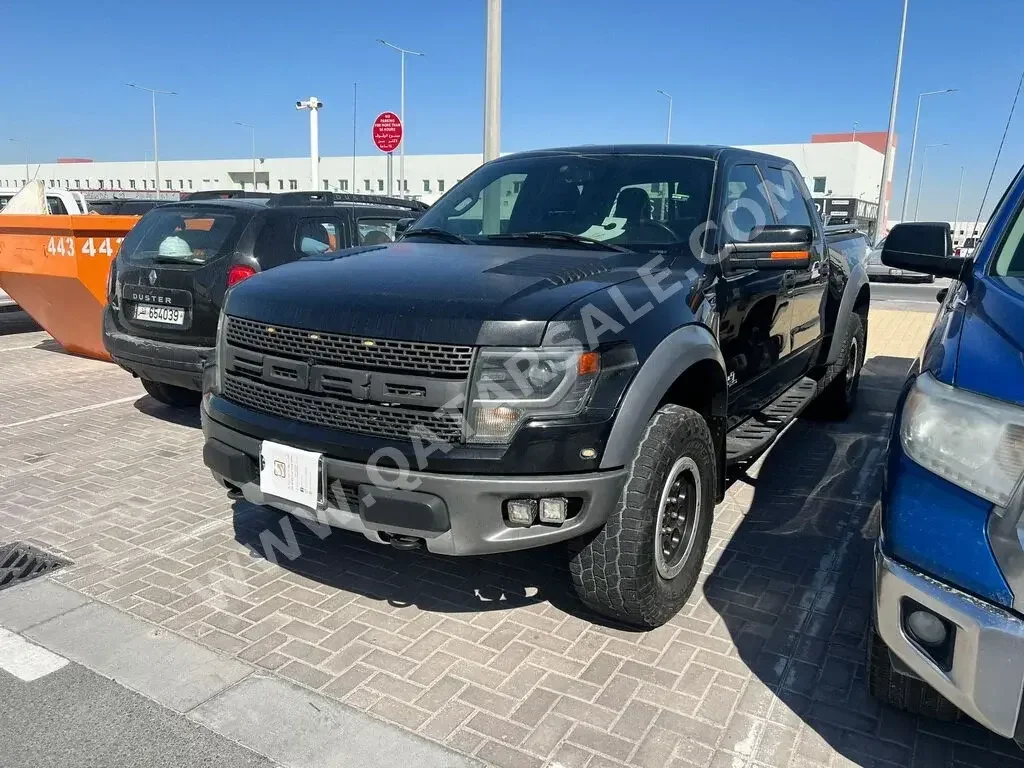 Ford  Raptor  SVT  2014  Automatic  372,000 Km  8 Cylinder  Four Wheel Drive (4WD)  Pick Up  Black