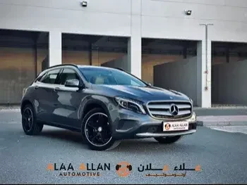 Mercedes-Benz  GLA  250  2017  Automatic  81,000 Km  4 Cylinder  Rear Wheel Drive (RWD)  Hatchback  Gray