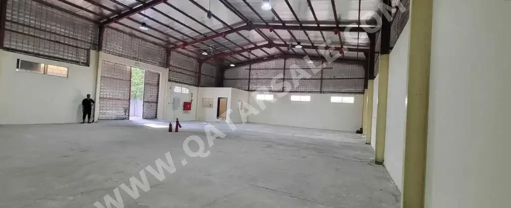 Farms & Resorts - Al Rayyan  - Industrial Area  -Area Size: 450 Square Meter