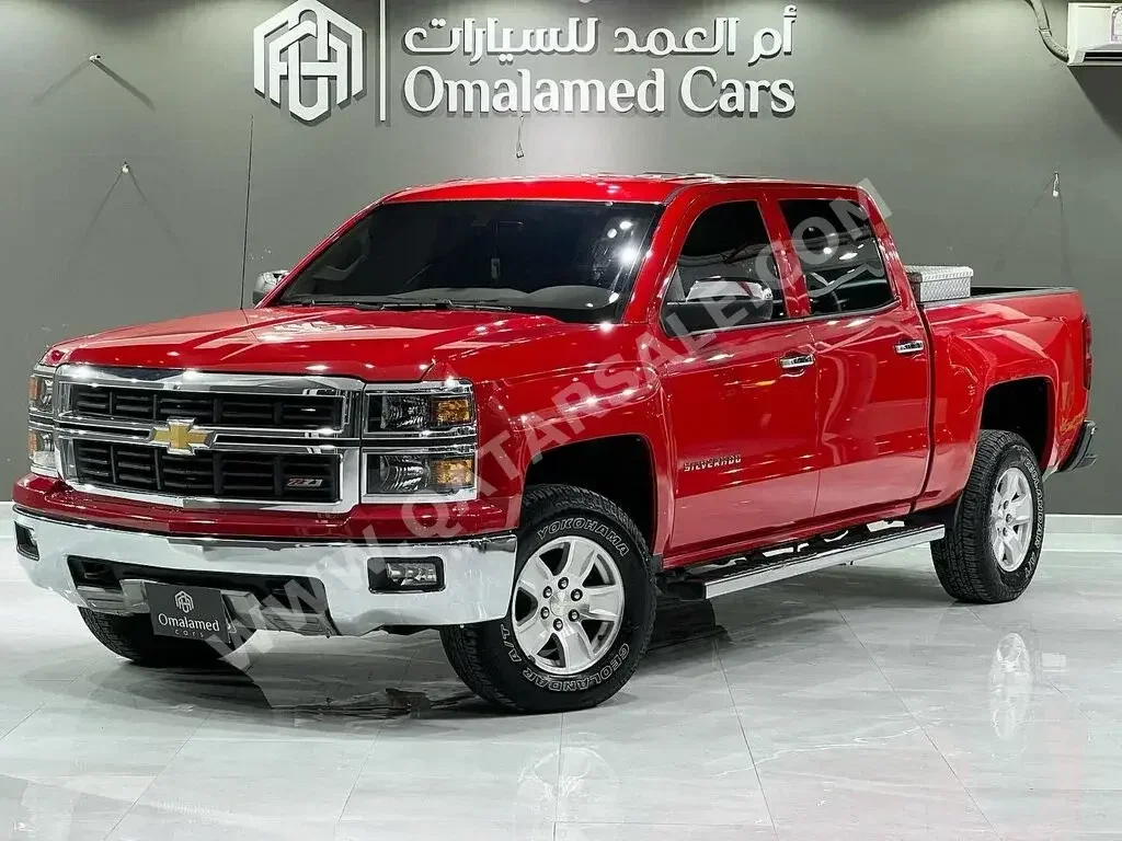 Chevrolet  Silverado  Z71  2014  Automatic  124,000 Km  8 Cylinder  Four Wheel Drive (4WD)  Pick Up  Red