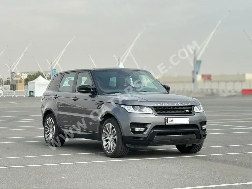 Land Rover  Range Rover  Sport Super charged  2016  Automatic  100,000 Km  8 Cylinder  Four Wheel Drive (4WD)  SUV  Gray