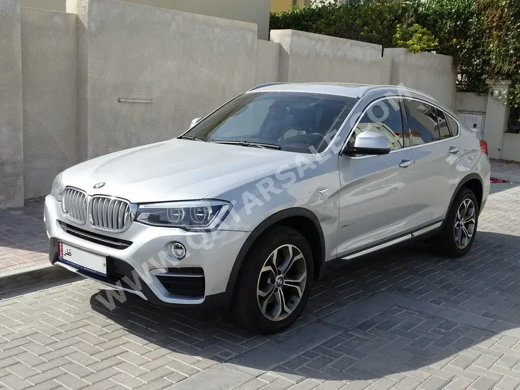 BMW XSeries X4 Silver 2016 For Sale in Qatar