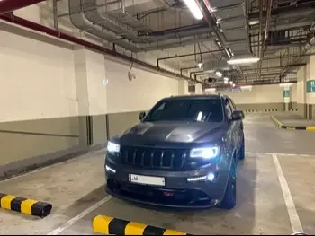 Jeep  Grand Cherokee  SRT  2014  Automatic  160,000 Km  8 Cylinder  Four Wheel Drive (4WD)  SUV  Gray