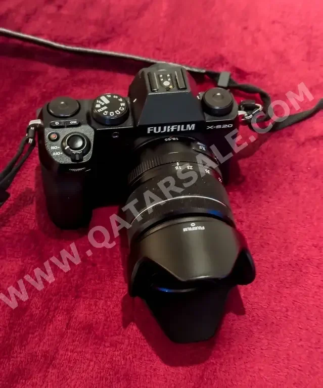 كاميرات رقمية فوجي فيلم  اس اكس 20  26 ميجا بيكسل  6 كي