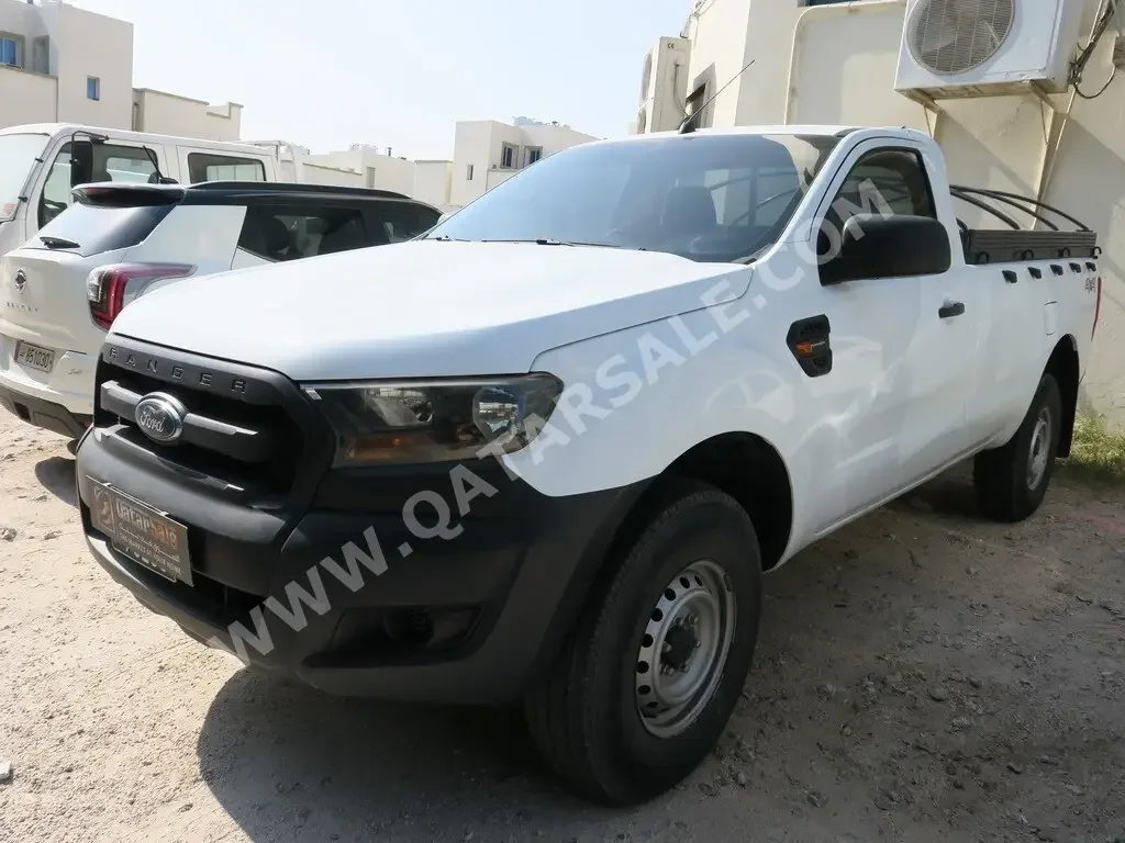Ford  Ranger  2016  Manual  86,000 Km  4 Cylinder  Four Wheel Drive (4WD)  Pick Up  White