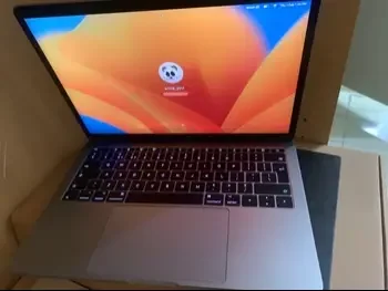 Laptops Apple  MacBook Pro 13 Inch  2017  Grey  MacOS  Intel  Core i5 dual core Memory (Ram): 8 GB