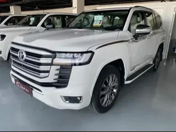 Toyota  Land Cruiser  VX Twin Turbo  2023  Automatic  24,000 Km  6 Cylinder  Four Wheel Drive (4WD)  SUV  White  With Warranty