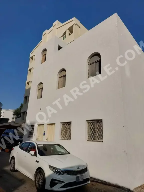 Buildings, Towers & Compounds Service  Doha  Umm Ghuwailina  For Sale
