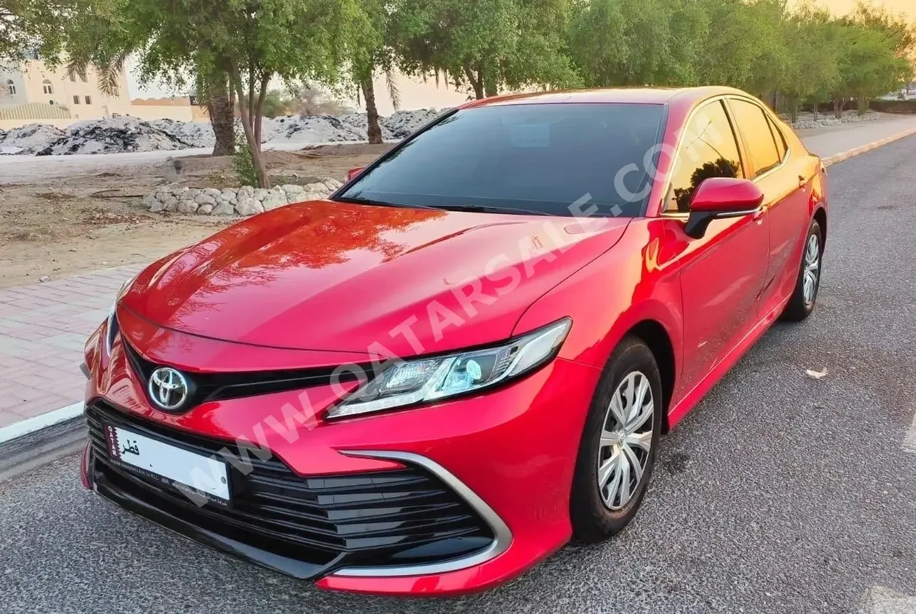 Toyota  Camry  LE  2023  Automatic  5,500 Km  4 Cylinder  Front Wheel Drive (FWD)  Sedan  Red  With Warranty