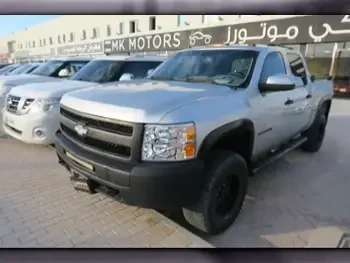 Chevrolet  Silverado  LT  2011  Automatic  250,000 Km  8 Cylinder  Four Wheel Drive (4WD)  Pick Up  Silver