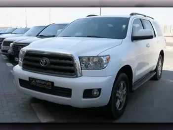 Toyota  Sequoia  2012  Automatic  174,000 Km  8 Cylinder  Four Wheel Drive (4WD)  SUV  White