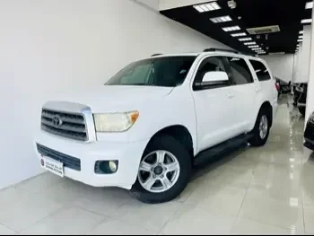 Toyota  Sequoia  2011  Automatic  325,000 Km  8 Cylinder  Four Wheel Drive (4WD)  SUV  White