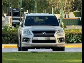 Lexus  LX  570 S  2015  Automatic  132,000 Km  8 Cylinder  Four Wheel Drive (4WD)  SUV  Gold