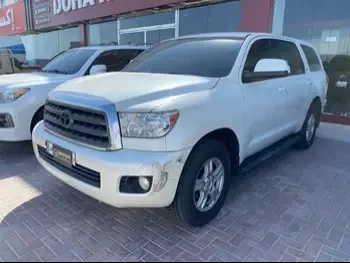 Toyota  Sequoia  2016  Automatic  225,000 Km  8 Cylinder  Four Wheel Drive (4WD)  SUV  White