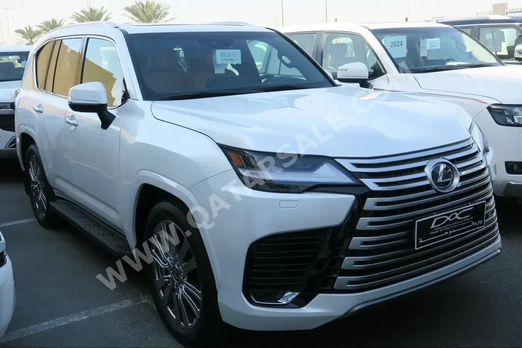 Lexus  LX  600 VIP  2023  Automatic  2,000 Km  6 Cylinder  Four Wheel Drive (4WD)  SUV  White  With Warranty