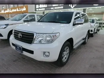 Toyota  Land Cruiser  G  2015  Automatic  215,000 Km  6 Cylinder  Four Wheel Drive (4WD)  SUV  White