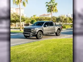 Ford  F  150  2018  Automatic  88,000 Km  6 Cylinder  Four Wheel Drive (4WD)  Pick Up  Gray