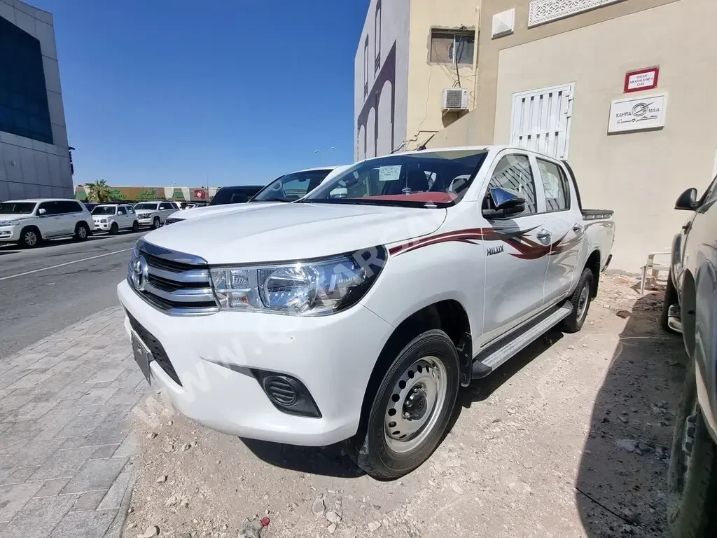  Toyota  Hilux  2022  Automatic  46,000 Km  4 Cylinder  Four Wheel Drive (4WD)  Pick Up  White  With Warranty