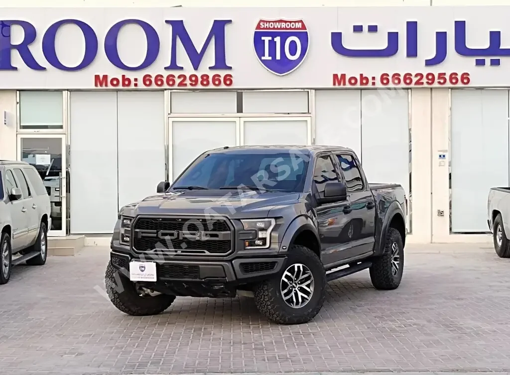 Ford  Raptor  2018  Automatic  173,000 Km  6 Cylinder  Four Wheel Drive (4WD)  Pick Up  Gray