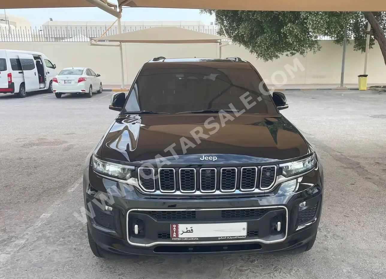 Jeep  Grand Cherokee  Overland  2023  Automatic  8,666 Km  6 Cylinder  Four Wheel Drive (4WD)  SUV  Black  With Warranty