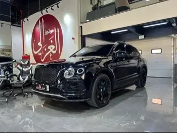 Bentley  Bentayga  2018  Automatic  18,000 Km  12 Cylinder  Four Wheel Drive (4WD)  SUV  Black