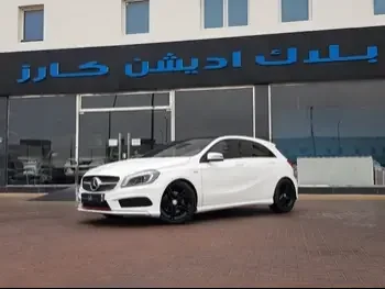 Mercedes-Benz  A-Class  250  2014  Automatic  93,000 Km  4 Cylinder  Rear Wheel Drive (RWD)  Hatchback  White