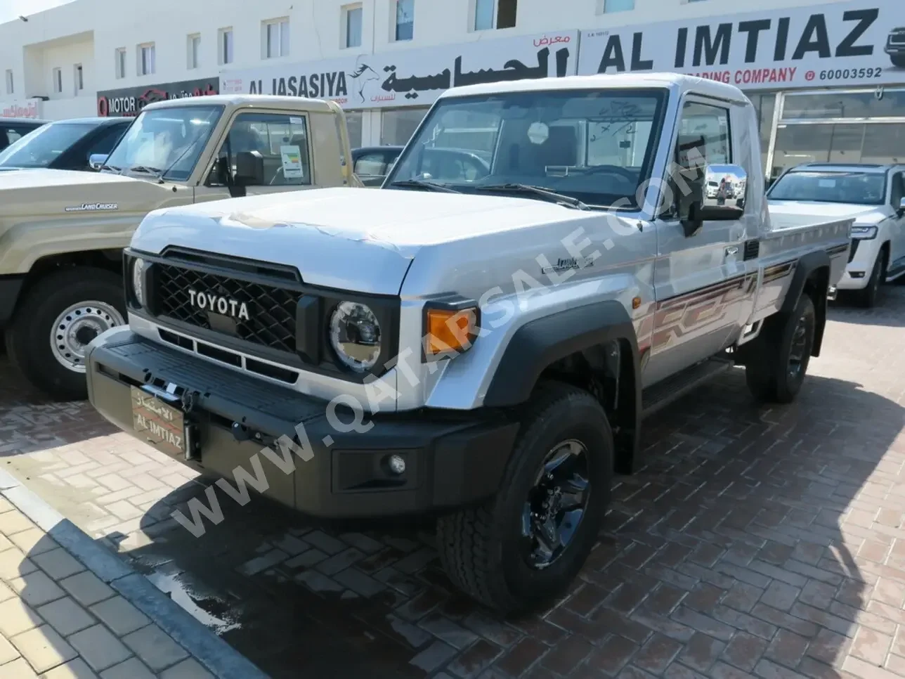 Toyota  Land Cruiser  LX  2024  Manual  0 Km  6 Cylinder  Four Wheel Drive (4WD)  Pick Up  Silver  With Warranty