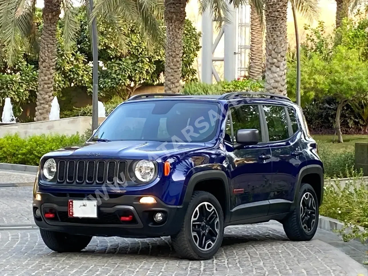 Jeep  Renegade  2017  Automatic  53,000 Km  4 Cylinder  All Wheel Drive (AWD)  SUV  Blue