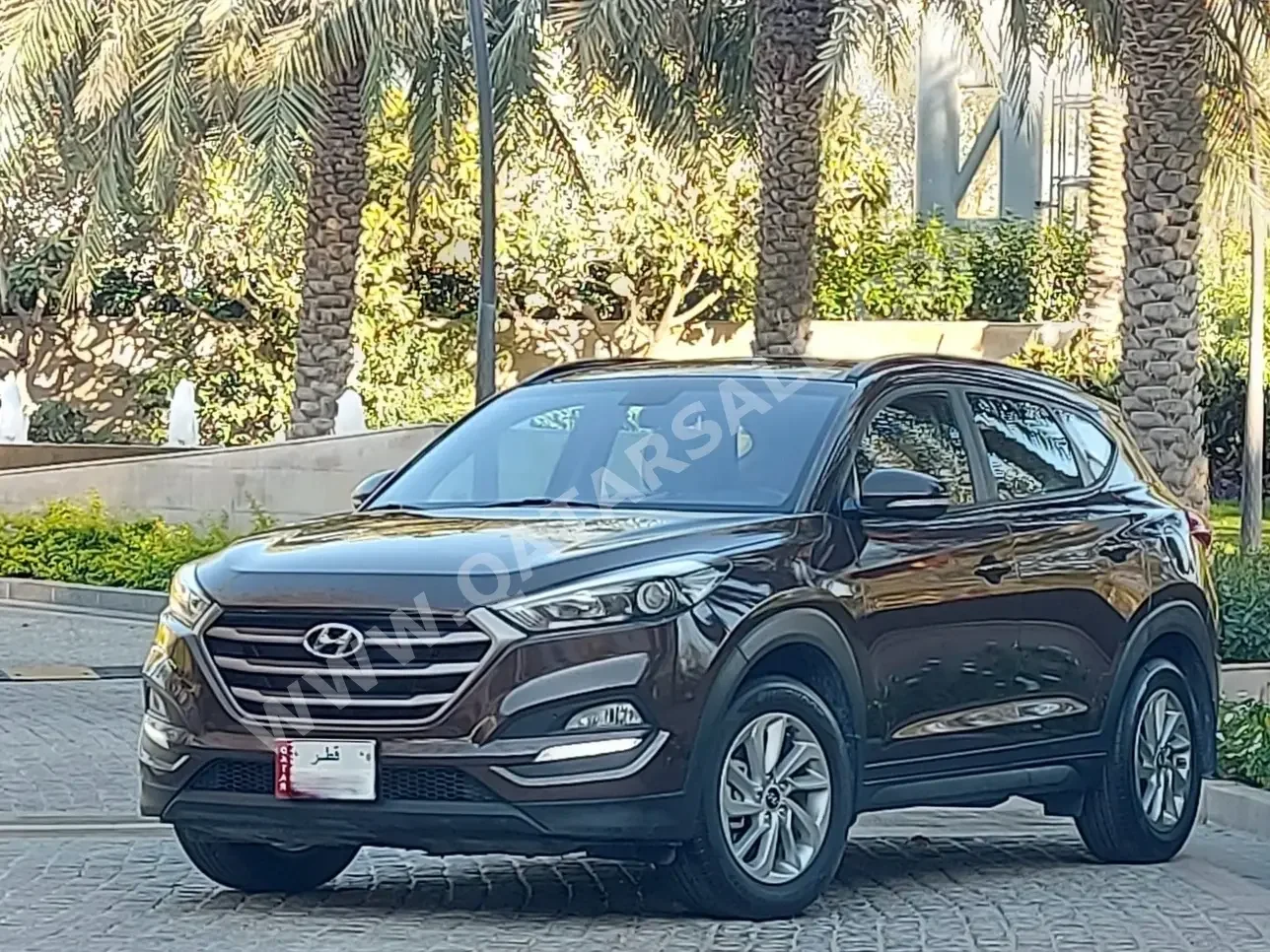 Hyundai  Tucson  2018  Automatic  152,000 Km  4 Cylinder  Front Wheel Drive (FWD)  SUV  Brown