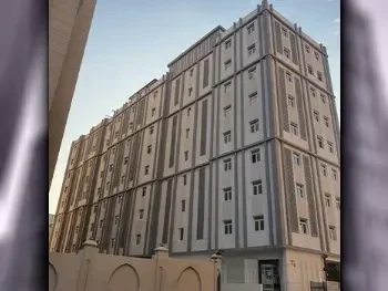 مباني ,ابراج ومجمعات شقق فندقية  الدوحة  فريج عبد العزيز  للبيع