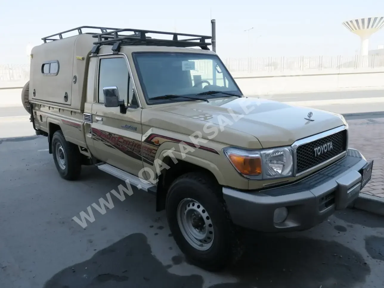 Toyota  Land Cruiser  LX  2022  Manual  5,000 Km  6 Cylinder  Four Wheel Drive (4WD)  Pick Up  Beige  With Warranty