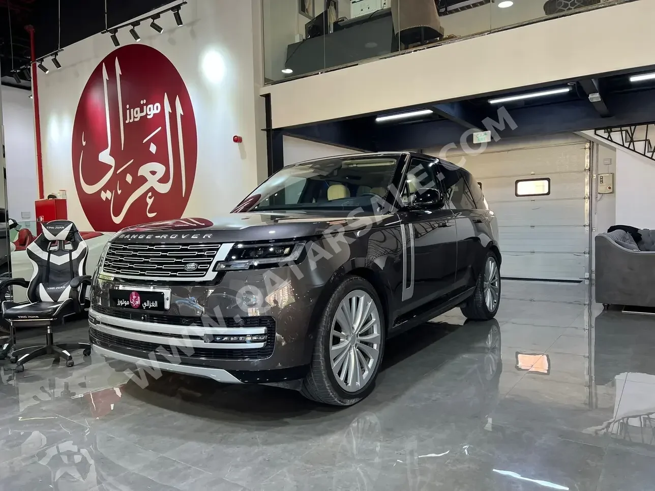  Land Rover  Range Rover  Vogue First Edition  2023  Automatic  9,000 Km  8 Cylinder  Four Wheel Drive (4WD)  SUV  Brown  With Warranty