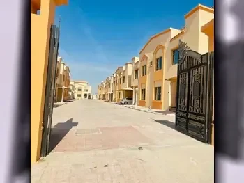 Family Residential  Not Furnished  Al Daayen  Al Sakhama  6 Bedrooms