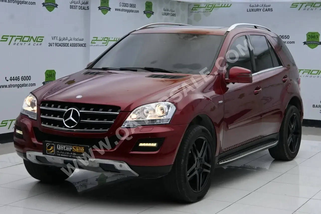 Mercedes-Benz  ML  350  2011  Automatic  170,000 Km  6 Cylinder  Four Wheel Drive (4WD)  SUV  Maroon