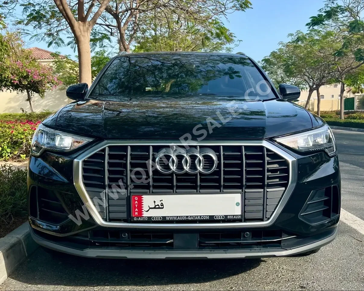 Audi  Q3  35 TFSI  2021  Automatic  36,000 Km  4 Cylinder  Front Wheel Drive (FWD)  Classic  Black  With Warranty